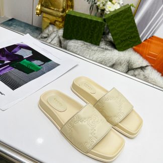 Gucci women's flat slippers