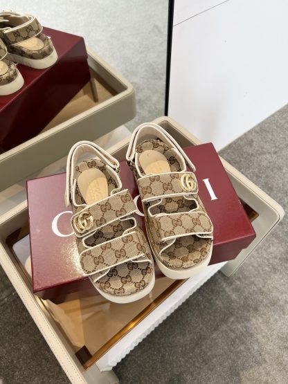 Gucci Double G women's sandals