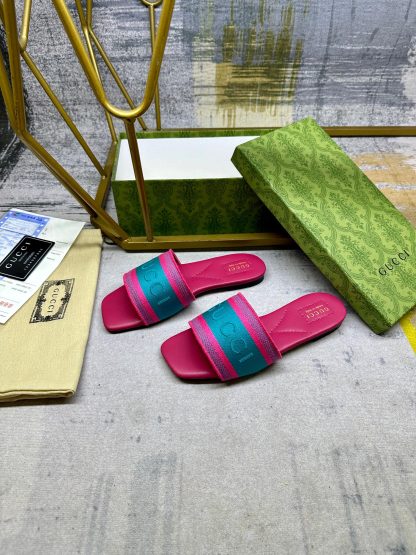 Gucci's latest hot-selling slippers - Image 3