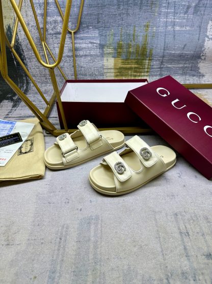 Gucci's latest hot-selling slippers - Image 2