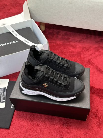 Chanel classic black all-match casual sneakers for men and women - Image 2