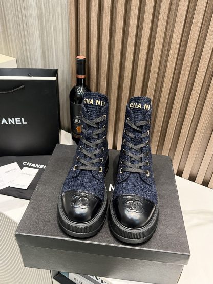 Chanel autumn and winter new dark blue strap design non-slip boots