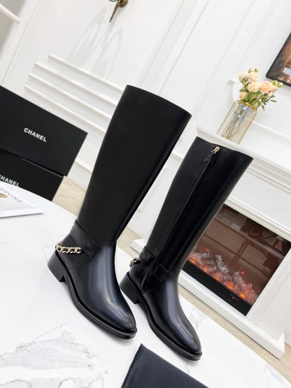 Chanel black new height-enhancing slimming and versatile side zipper high boots with heel height 2.5cm