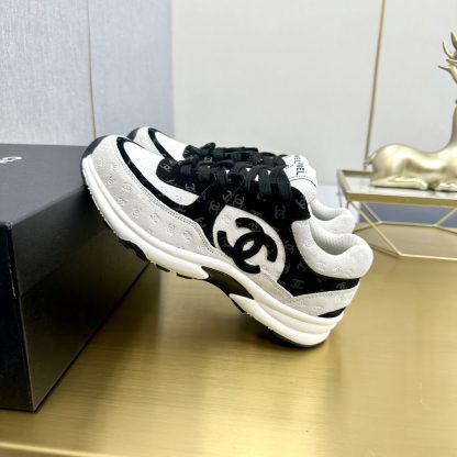 Chanel classic gray and black versatile casual sneakers - Image 2