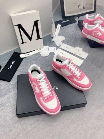 Chanel Spring and Summer Ultra High Quality Pink Fashionable Casual Sports Sneakers - Image 2