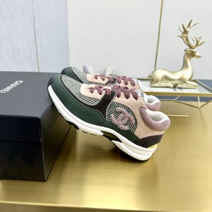 Chanel Classic Fashion Green and Pink Casual Sneakers - Image 2