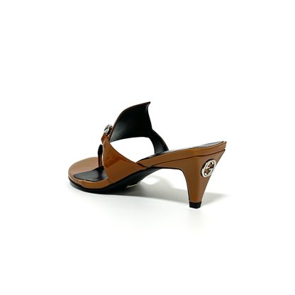 Gucci Spring and Summer Square Toe Flip Flops Classic Buckle Series - Image 2