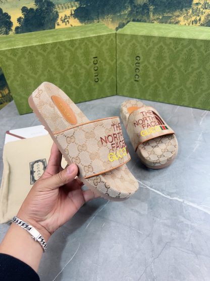 Gucci Spring and Summer Sandals - Image 2