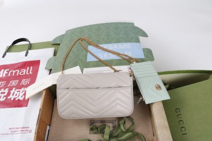 Gucci Classic Chain Bag - Image 2
