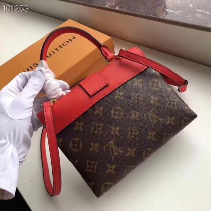 Louis Vuitton bag small ONTHEGO handbag - Image 2