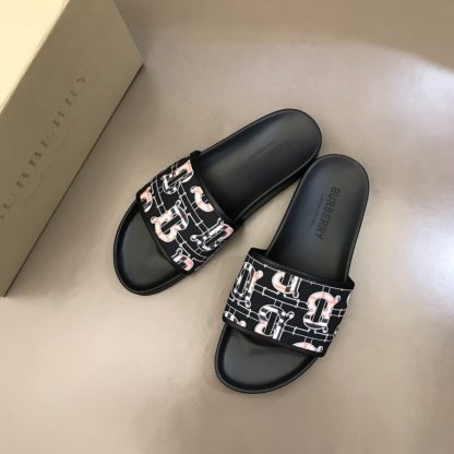 Burberry classic men's slippers - Image 3