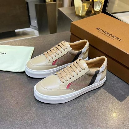 Burberry low-top sneakers - Image 2