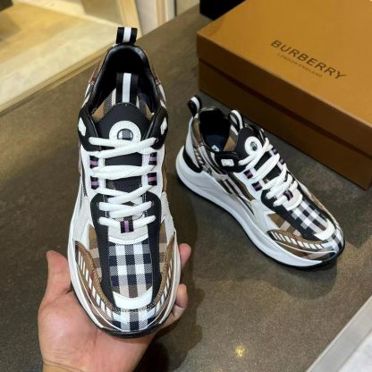 Burberry thick-soled sports shoes - Image 3