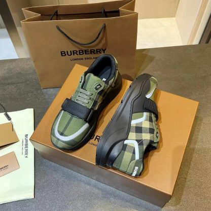 Burberry thick-soled sports shoes - Image 2