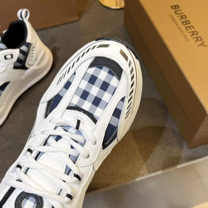 Burberry thick-soled sports shoes - Image 3