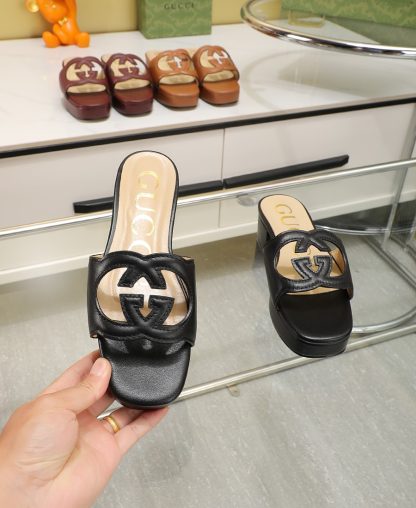 Gucci platform slippers - Image 3