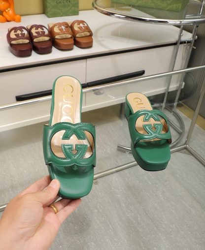 Gucci platform slippers - Image 3