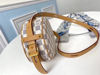 Louis Vuitton M52293 catwalk BOITE CHAPEAU SOUPLE handbag - Image 2