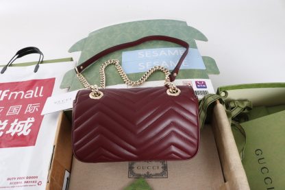 Gucci Wine Red Wave Pattern Quilted Handbag - Image 2