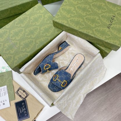 Gucci horsebit shallow design with square toe and three-dimensional square heel slippers - Image 3