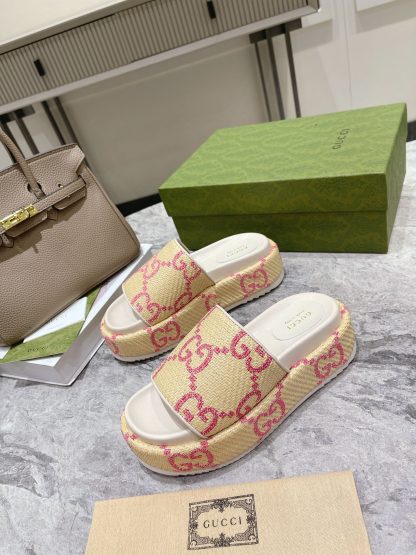 Gucci Women's GG Platform Slide Sandals - Image 2