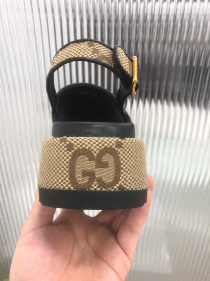 Gucci women's platform sandals - Image 3