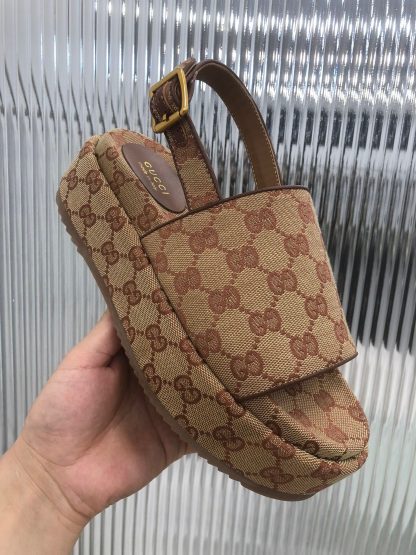 Gucci women's platform sandals - Image 3