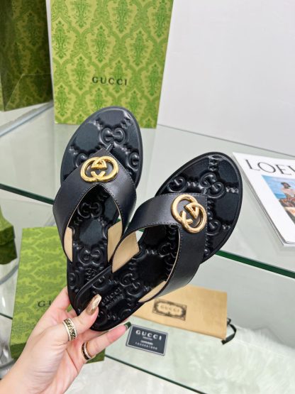 Gucci flat flip flops - Image 3