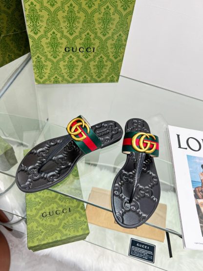 Gucci flat flip flops - Image 3