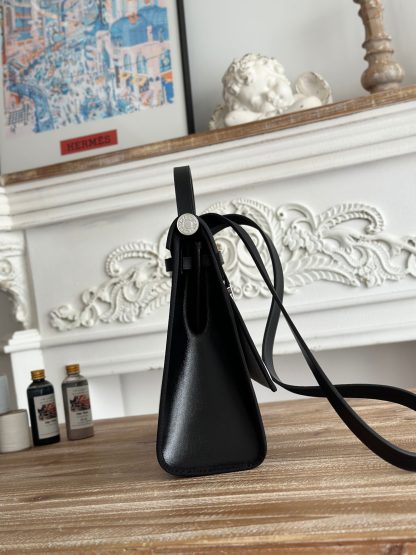Hermès Black Popular Lightweight Crossbody Bag - Image 2