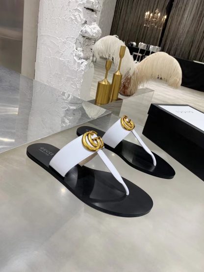 Gucci Double G buckle ribbon square toe flat slides - Image 2