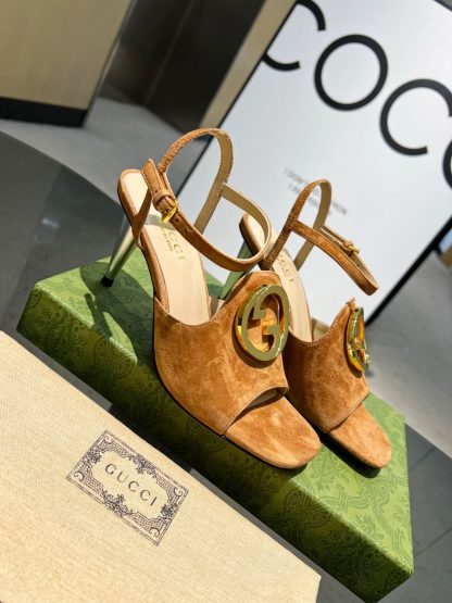 Gucci's classic high-heeled slippers are a must-have for summer - Image 3