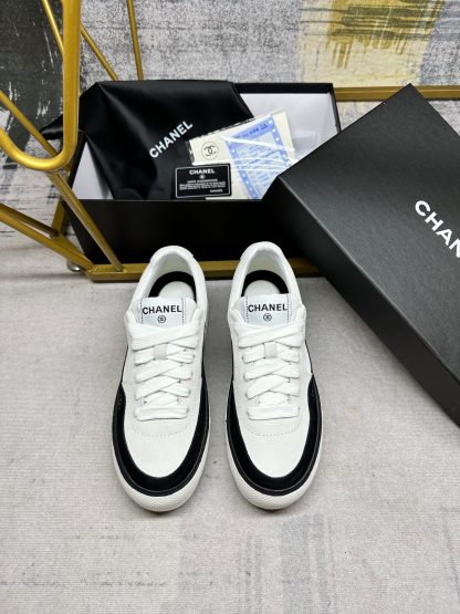 Chanel's latest white couple sports casual shoes - Image 2