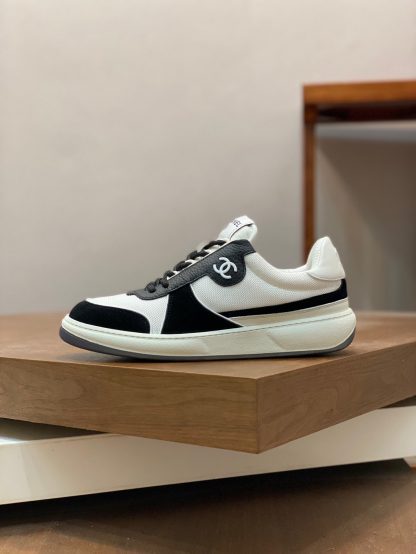 Chanel autumn and winter new black and white fashionable cowhide breathable sneakers - Image 2