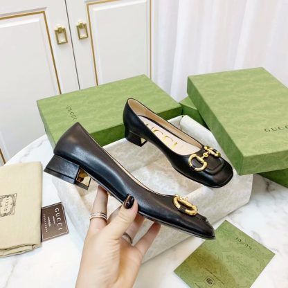 Gucci's new horsebit buckle (same style for shoes and sandals) - Image 2