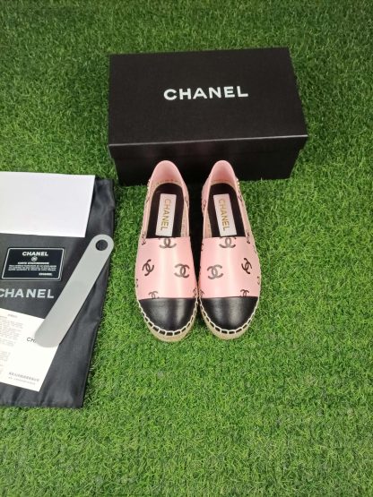 Chanel early spring sunshine light pink black new fisherman shoes