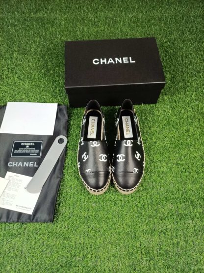 Chanel early spring sunshine black new fisherman shoes