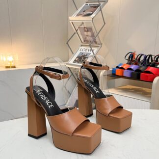 VERSACE SQUARE TOE CHIC HIGH HEELS