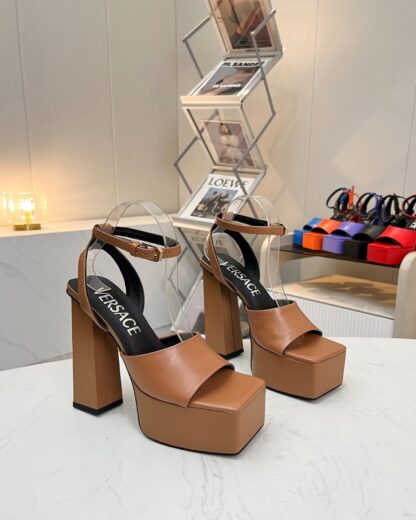 VERSACE SQUARE TOE CHIC HIGH HEELS