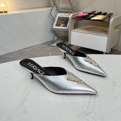 VERSACE exquisite luxurious large V buckle pointed toe fashionable high heels