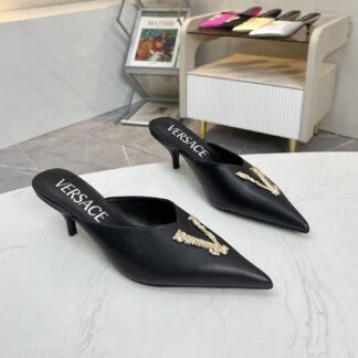 VERSACE exquisite luxurious large V buckle pointed toe fashionable high heels