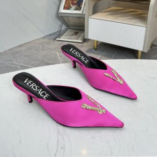 VERSACE exquisite luxurious large V buckle pointed toe fashionable high heels