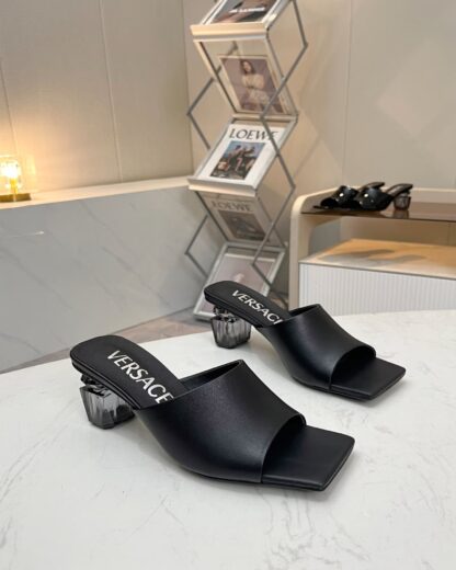 VERSACE new style chunky heel sandals