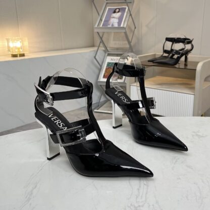 VERSACE new pointed toe thick heel high heels
