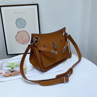 Hermes dark brown practical crossbody bag size bottom length 28cm width 12cm height 25cm - Image 2