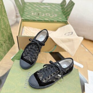 Gucci low-top casual sneakers