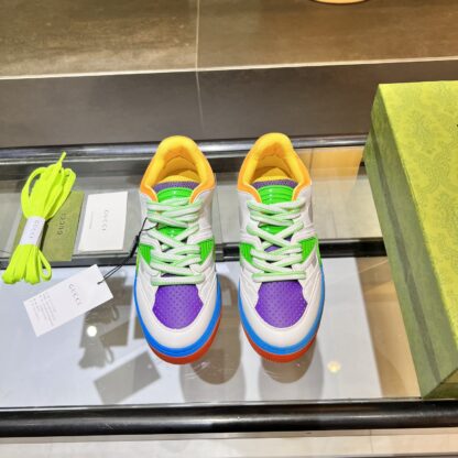 Gucci low-top sneakers - Image 3