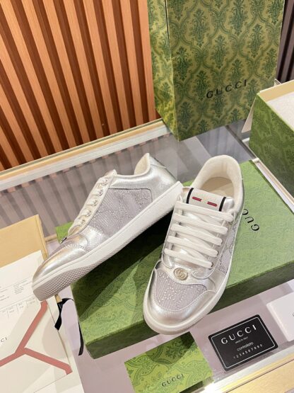 Gucci retro distressed elements, washed retro logo casual shoes on the tongue - Image 3