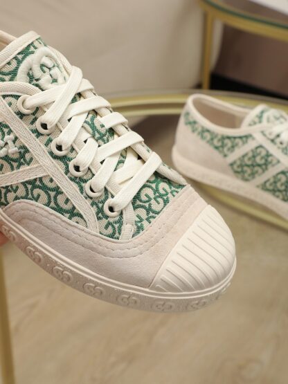 Gucci Double G embroidered low-top lace-up fashion sneakers - Image 3