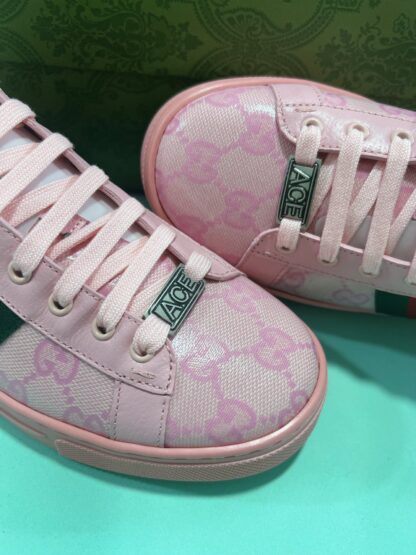 Gucci white shoes series - Image 3